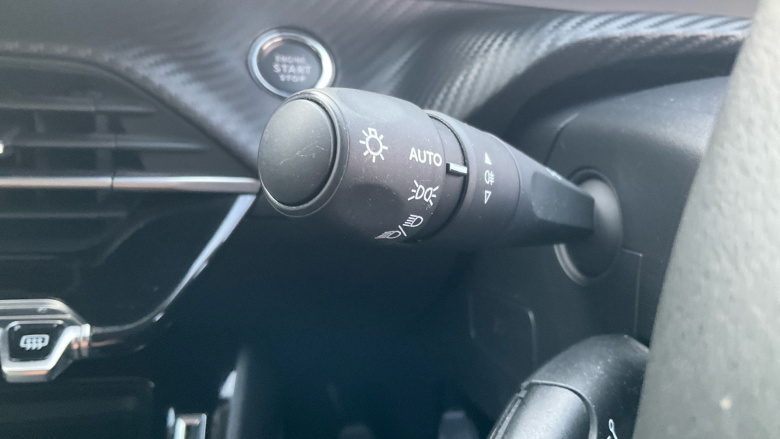 Peugeot 208 1.2 PureTech 100 Allure Premium + 5dr Petrol Hatchback